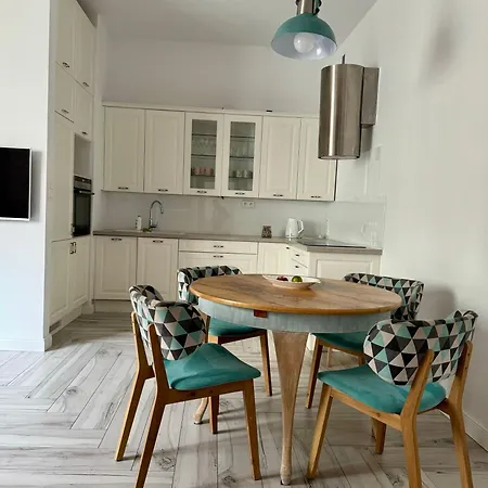 Apartament Jagiellonska 32 *
